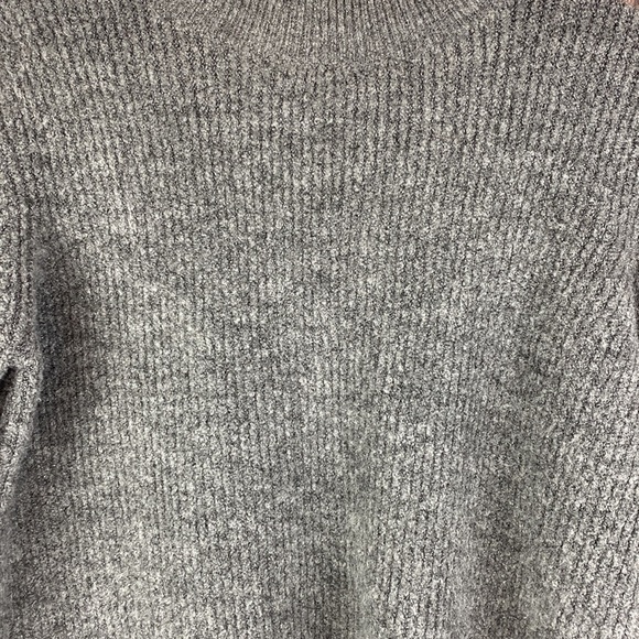 Woman’s Free Generation Los Angeles Gray Sweater With Bell Cuffs-Size M - Picture 9 of 11